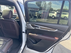 Used 2020  Cadillac XT6 4d SUV FWD Premium Luxury at City Wide Auto Credit near Toledo, OH