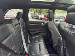 Used 2018  Jeep Grand Cherokee 4d SUV 4WD Overland V6 at City Wide Auto Credit near Toledo&comma; OH