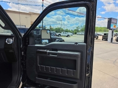 Used 2015  Ford Super Duty F-350 4WD Crew Cab Lariat SRW Longbed at City Wide Auto Credit near Toledo&comma; OH