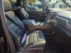 Used 2018  GMC Yukon 4d SUV 4WD Denali at City Wide Auto Credit near Toledo&comma; OH