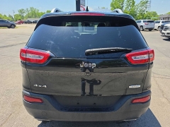 Used 2015  Jeep Cherokee 4d SUV 4WD Latitude V6 at City Wide Auto Credit near Toledo&comma; OH