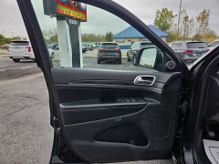 Used 2019  Jeep Grand Cherokee 4d SUV 4WD Limited V6 at City Wide Auto Credit near Toledo, OH