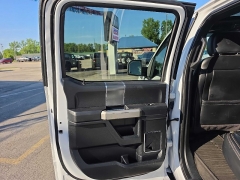 Used 2020  Ford F-150 4WD SuperCrew Lariat 5 1&sol;2 at City Wide Auto Credit near Toledo&comma; OH