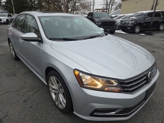 Used 2019  Volkswagen Passat 4d Sedan 2&period;0T Wolfsburg Edition at City Wide Auto Credit near Toledo&comma; OH