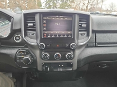 Used 2019  Ram 1500 4WD Crew Cab Big Horn&sol;Lone Star Longbed at City Wide Auto Credit near Toledo&comma; OH