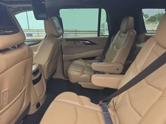 Used 2018  Cadillac Escalade 4d SUV 4WD Platinum at City Wide Auto Credit near Toledo&comma; OH