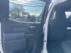 Used 2020  Chevrolet Silverado 1500 4WD Crew Cab Custom Trail Boss Longbed at City Wide Auto Credit near Toledo&comma; OH