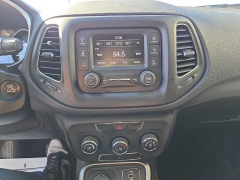 Used 2018  Jeep Compass 4d SUV 4WD Latitude at City Wide Auto Credit near Toledo, OH