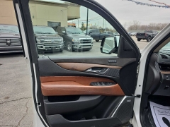 Used 2018  Cadillac Escalade ESV 4d SUV 4WD Premium Luxury at City Wide Auto Credit near Toledo&comma; OH