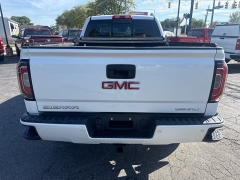 Used 2016  GMC Sierra 1500 4WD Crew Cab Denali at City Wide Auto Credit near Toledo&comma; OH