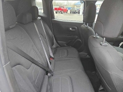 Used 2019  Jeep Renegade 4d SUV 4WD Latitude at City Wide Auto Credit near Toledo&comma; OH