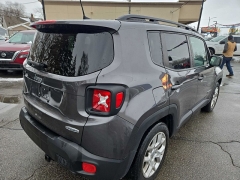 Used 2018  Jeep Renegade 4d SUV FWD Latitude at City Wide Auto Credit near Toledo&comma; OH
