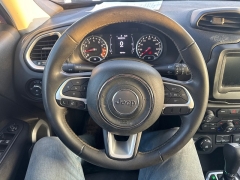 Used 2018  Jeep Renegade 4d SUV 4WD Latitude at City Wide Auto Credit near Toledo&comma; OH