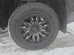 Used 2019  Ram 1500 4WD Crew Cab Laramie at City Wide Auto Credit near Toledo&comma; OH