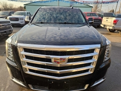 Used 2017  Cadillac Escalade 4d SUV 4WD Premium Luxury at City Wide Auto Credit near Toledo&comma; OH