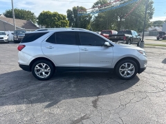 Used 2020  Chevrolet Equinox 4d SUV AWD Premier w&sol;1LZ at City Wide Auto Credit near Toledo&comma; OH