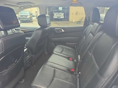 Used 2020  Nissan Pathfinder 4d SUV 4WD Platinum at City Wide Auto Credit near Toledo&comma; OH