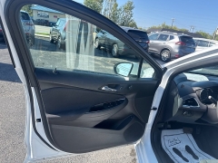 Used 2018  Chevrolet Cruze 4d Sedan LT Auto at City Wide Auto Credit near Toledo, OH