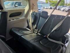Used 2024  Chrysler Pacifica Hybrid Select FWD at City Wide Auto Credit near Toledo&comma; OH