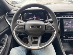 Used 2024  Jeep Grand Cherokee Laredo 4x4 at City Wide Auto Credit near Toledo&comma; OH