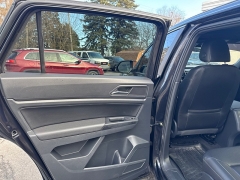 Used 2020  Volkswagen Atlas Cross Sport 3&period;6L V6 SEL 4MOTION at City Wide Auto Credit near Toledo&comma; OH