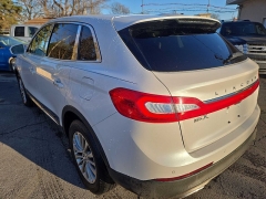 Used 2018  Lincoln MKX 4d SUV AWD Select 3&period;7L at City Wide Auto Credit near Toledo&comma; OH