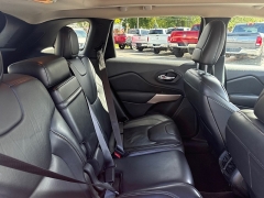 Used 2017  Jeep Cherokee 4d SUV 4WD Limited V6 at City Wide Auto Credit near Toledo&comma; OH