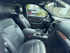 Used 2017  Ford Explorer 4d SUV 4WD Platinum at City Wide Auto Credit near Toledo&comma; OH