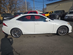 Used 2014  Lexus IS 350 4dr Sdn RWD at City Wide Auto Credit near Toledo&comma; OH