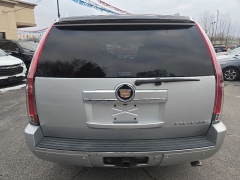 Used 2014  Cadillac Escalade 4d SUV AWD Premium at City Wide Auto Credit near Toledo&comma; OH