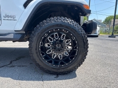 Used 2020  Jeep Gladiator Crew Cab Overland at City Wide Auto Credit near Toledo&comma; OH