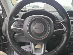 Used 2018  Jeep Renegade 4d SUV FWD Latitude at City Wide Auto Credit near Toledo&comma; OH