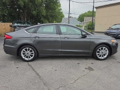 Used 2019  Ford Fusion 4d Sedan FWD SE 1&period;5L EcoBoost at City Wide Auto Credit near Toledo&comma; OH
