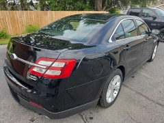 Used 2018  Ford Taurus 4d Sedan FWD SEL at City Wide Auto Credit near Toledo&comma; OH
