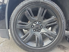 Used 2017  Cadillac Escalade ESV 4d SUV 4WD Premium Luxury at City Wide Auto Credit near Toledo&comma; OH