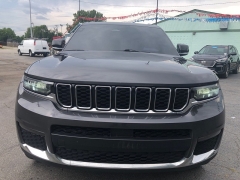 Used 2021  Jeep Grand Cherokee L Limited 4x4 at City Wide Auto Credit near Toledo, OH