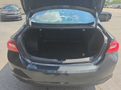 Used 2017  Chevrolet Malibu 4d Sedan LT at City Wide Auto Credit near Toledo&comma; OH