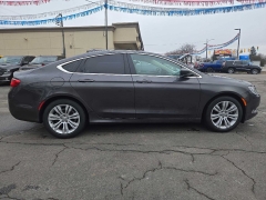 Used 2015  Chrysler 200 4d Sedan Limited I4 at City Wide Auto Credit near Toledo&comma; OH