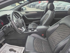 Used 2019  Hyundai Sonata 4d Sedan Limited 2&period;4L at City Wide Auto Credit near Toledo&comma; OH