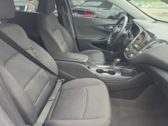 Used 2018  Chevrolet Malibu 4d Sedan LT at City Wide Auto Credit near Toledo&comma; OH