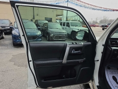 Used 2015  Toyota 4Runner 4d SUV 4WD Limited at City Wide Auto Credit near Toledo&comma; OH