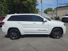 Used 2019  Jeep Grand Cherokee 4d SUV 4WD Overland V6 High Altitude at City Wide Auto Credit near Toledo&comma; OH