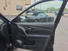 Used 2020  Nissan Rogue 4d SUV AWD SV at City Wide Auto Credit near Toledo&comma; OH