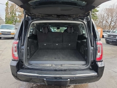 Used 2020  GMC Yukon XL 4d SUV 4WD Denali at City Wide Auto Credit near Toledo&comma; OH