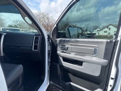 Used 2018  Ram 1500 4WD Crew Cab Big Horn Longbed at City Wide Auto Credit near Toledo&comma; OH
