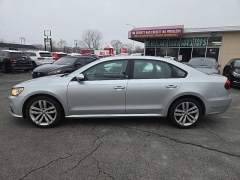 Used 2019  Volkswagen Passat 4d Sedan 2&period;0T Wolfsburg Edition at City Wide Auto Credit near Toledo&comma; OH