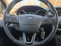 Used 2016  Ford Focus 4d Hatchback SE at City Wide Auto Credit near Toledo&comma; OH