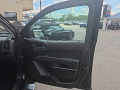 Used 2018  GMC Canyon 4WD Crew Cab Denali at City Wide Auto Credit near Toledo&comma; OH