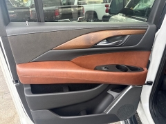 Used 2018  Cadillac Escalade ESV 4d SUV 4WD Premium Luxury at City Wide Auto Credit near Toledo&comma; OH