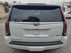 Used 2018  Cadillac Escalade 4d SUV 4WD Platinum at City Wide Auto Credit near Toledo&comma; OH